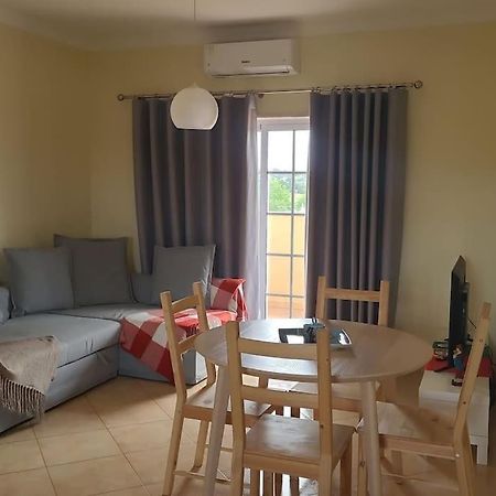 Stela ' S Guest House Лоуле Екстериор снимка