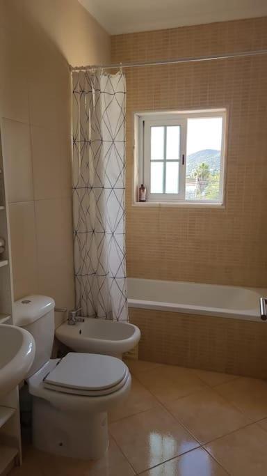 Stela ' S Guest House Лоуле Екстериор снимка